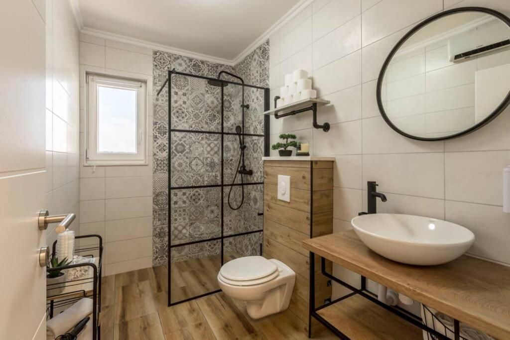 Apartment By Joe Trogir Extérieur photo